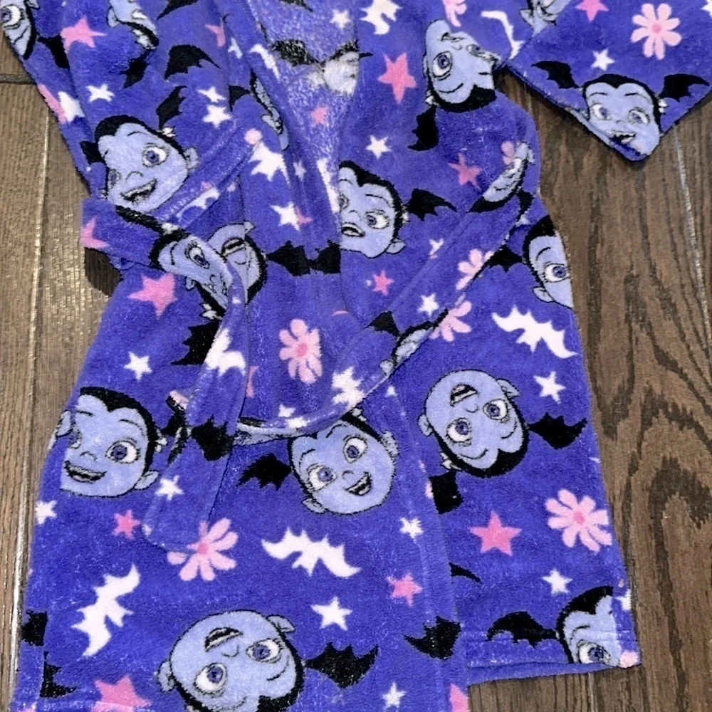 Disney Purple Cartoon Print Hooded robe size medium/8